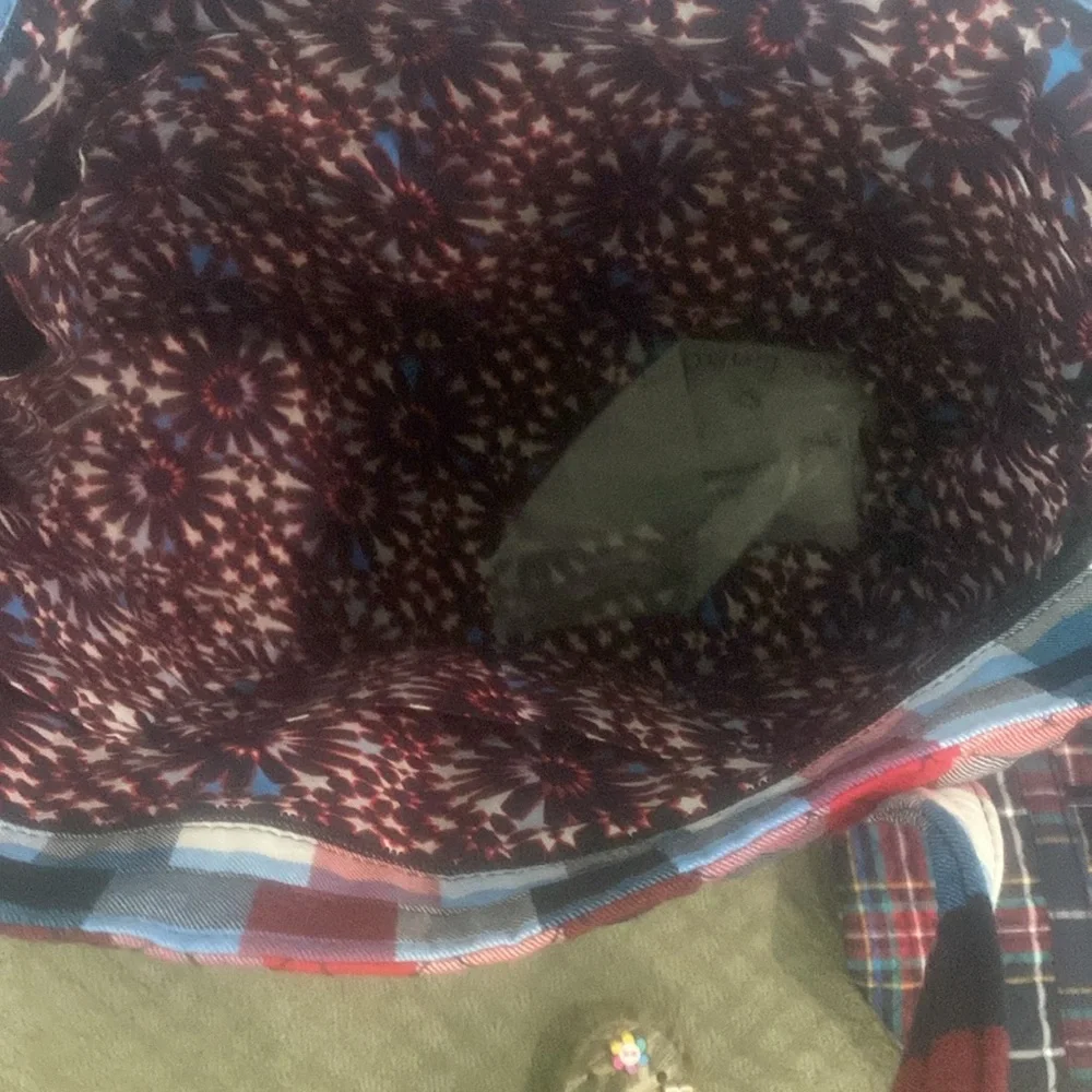 🆕💙❤️Vera Bradley, VERA TOTE “Patriotic Plaid”